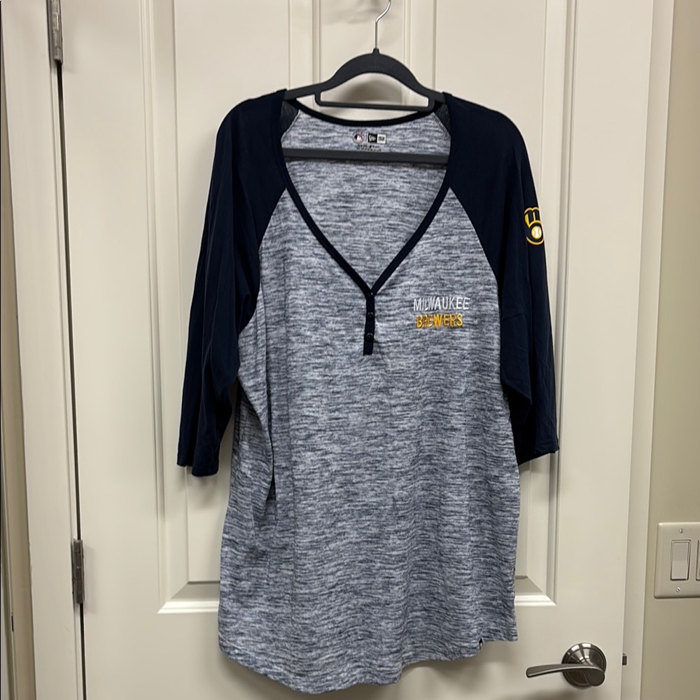 Women’s Milwaukee Brewers Raglan Shirt
